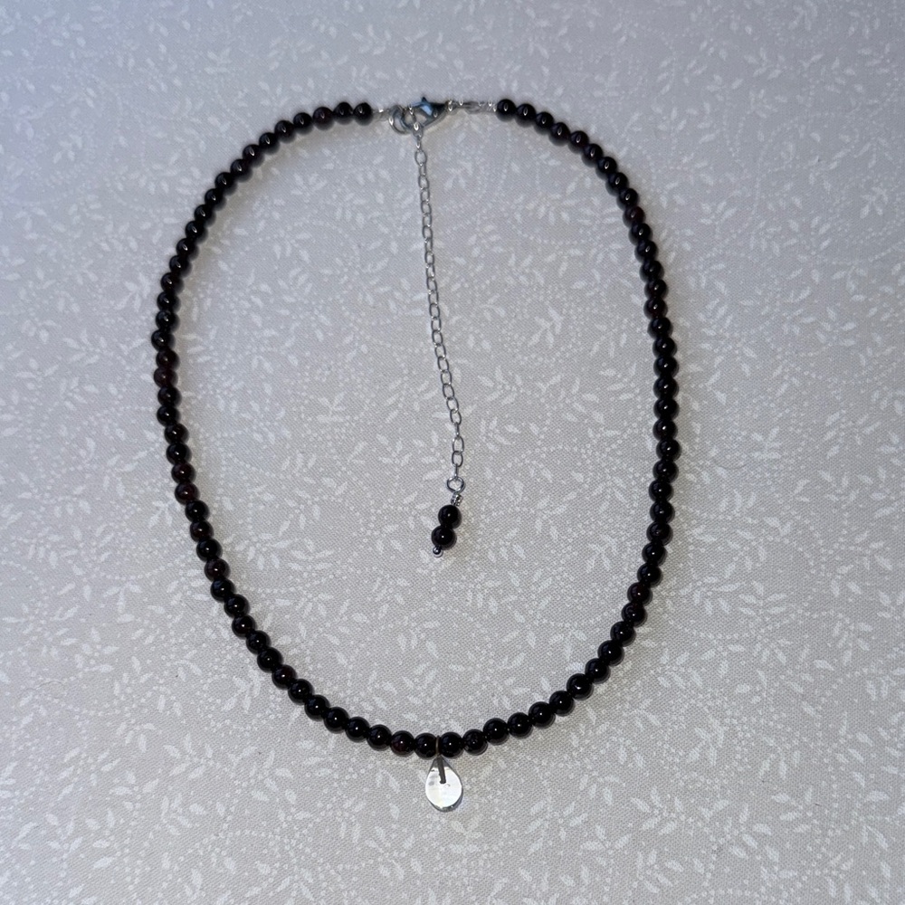 Chic Deep Red Beaded Necklace with Chrystal Charm